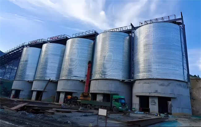 眉山螺旋卷板仓施工现场